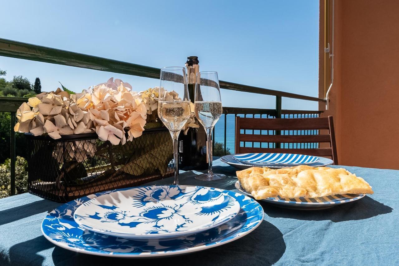 Cavi Sea View Apartment Lavagna Eksteriør bilde